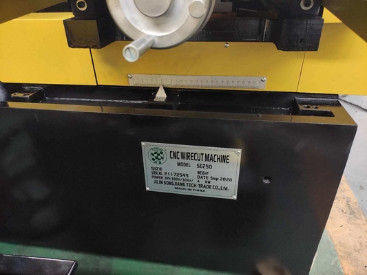 Na-verkoopservice CNC draad snijmachine EDM Super Economisch Dk7725 voor metaal