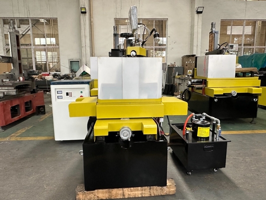 M400 CNC molybdeendraad-snij-EDM-machine Duurzaam en langdurig