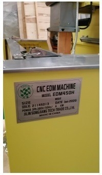 CNC die sinker EDM450h met spiegeloppervlaktefunctie
