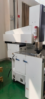 Spiegeleffect EDM450H CNC elektrische ontladingsmachine voor precisiebewerking