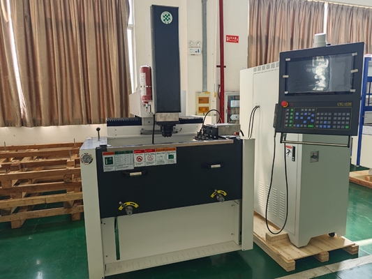 RAM-type cnc die sinking machine EDM850h met geavanceerde technologie