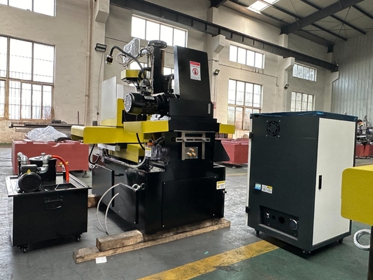 Numerieke besturing CNC draad doorsnijden EDM Dk7745 Smart Type met hoge precisie verwerking