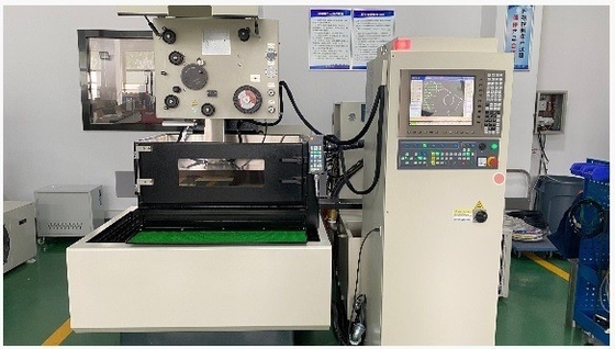 Low Speed Brass Wire Cut EDM Swe36SL Procesgebruik voor CNC-machines voor het snijden van metaal