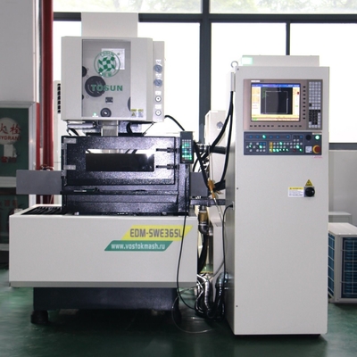 Precision Submerge CNC Machine Messing Draad gesneden EDM Swe85SL